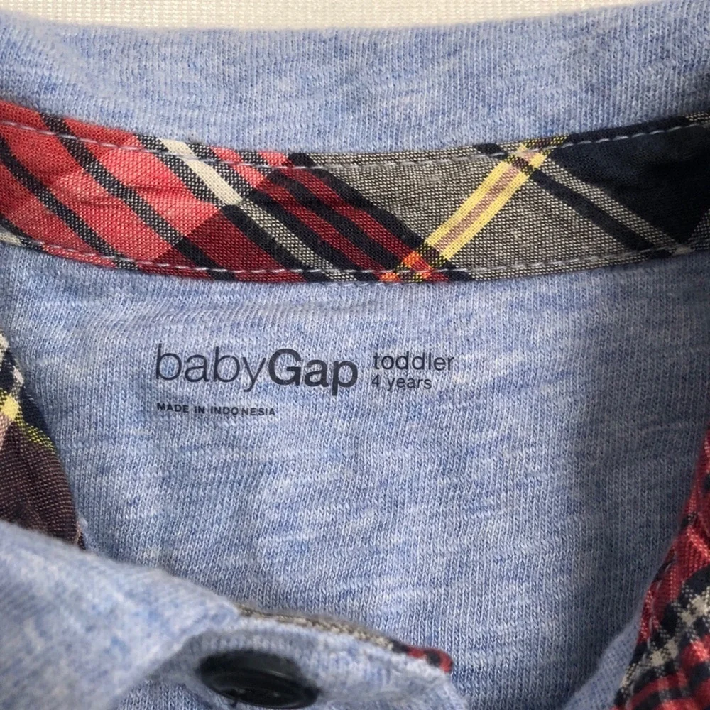Gap light blue long sleeve polo t-shirt